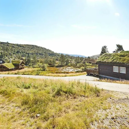 8 Person In Seral 호텔 3*